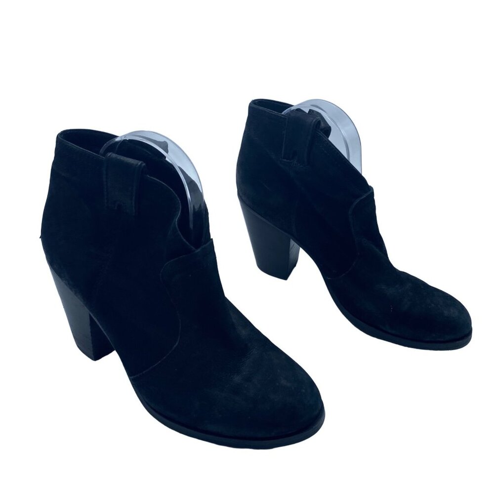 Vince Camuto Black Heeled Leather Upper Hillsy Ankle‎ Boots Size 8